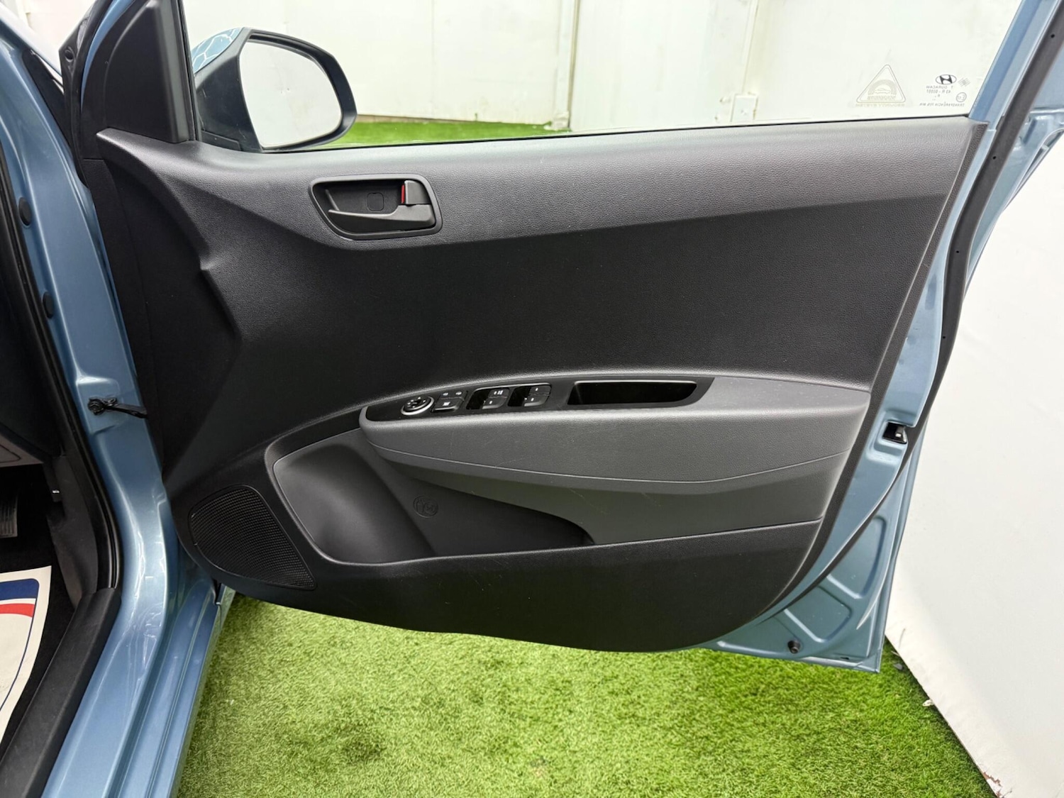 Used Hyundai i10 2017 for sale - 77597993: Photo 17