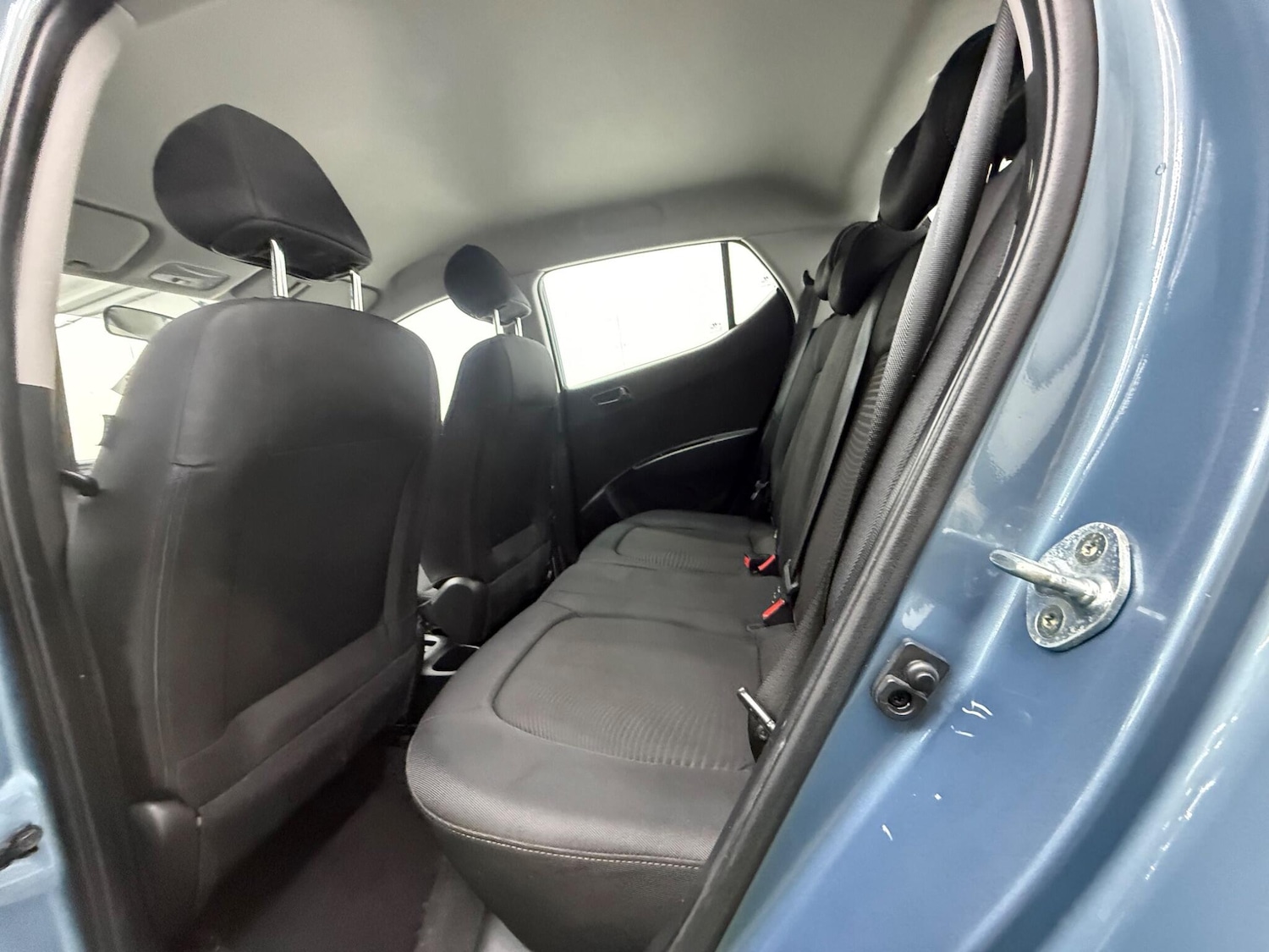 Used Hyundai i10 2017 for sale - 77597993: Photo 23