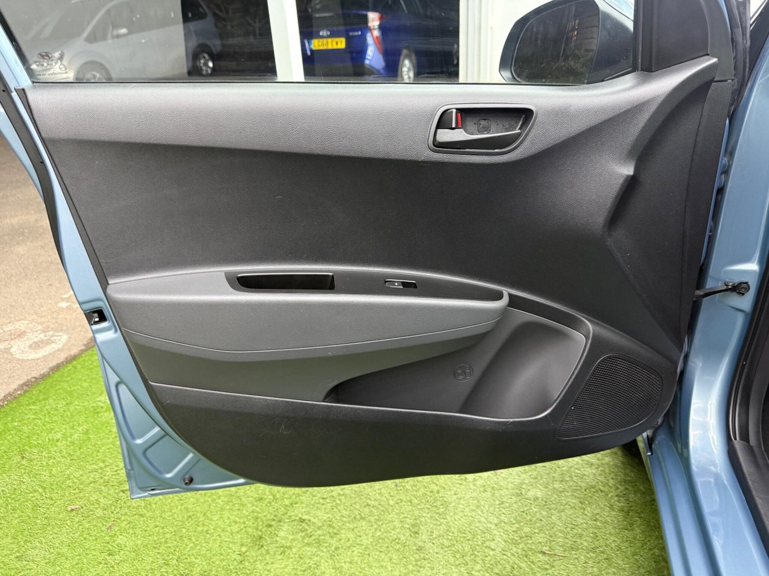 Used Hyundai i10 2017 for sale - 77597993: Photo 27