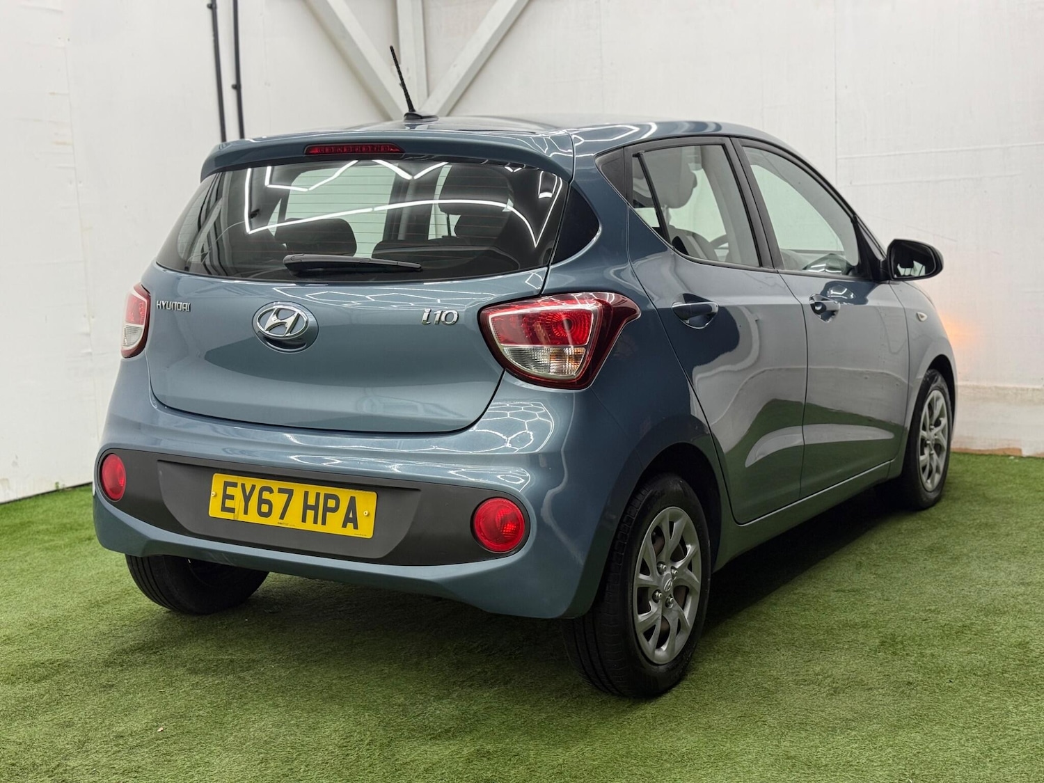 Used Hyundai i10 2017 for sale - 77597993: Photo 6