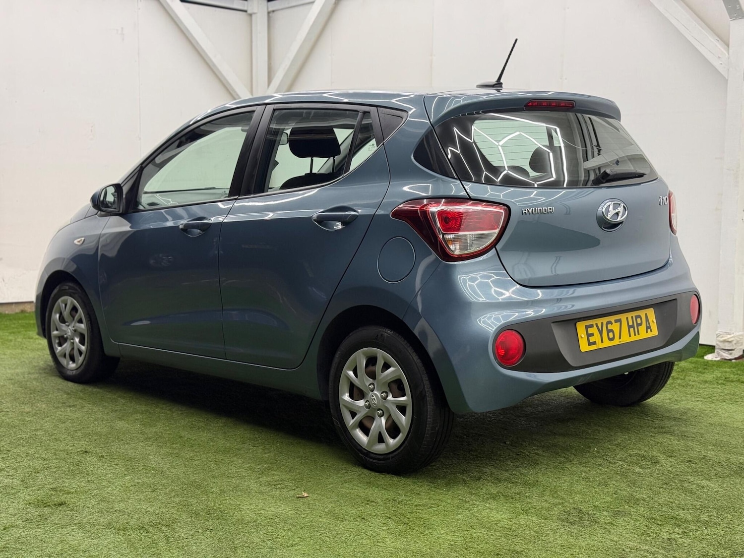 Used Hyundai i10 2017 for sale - 77597993: Photo 9