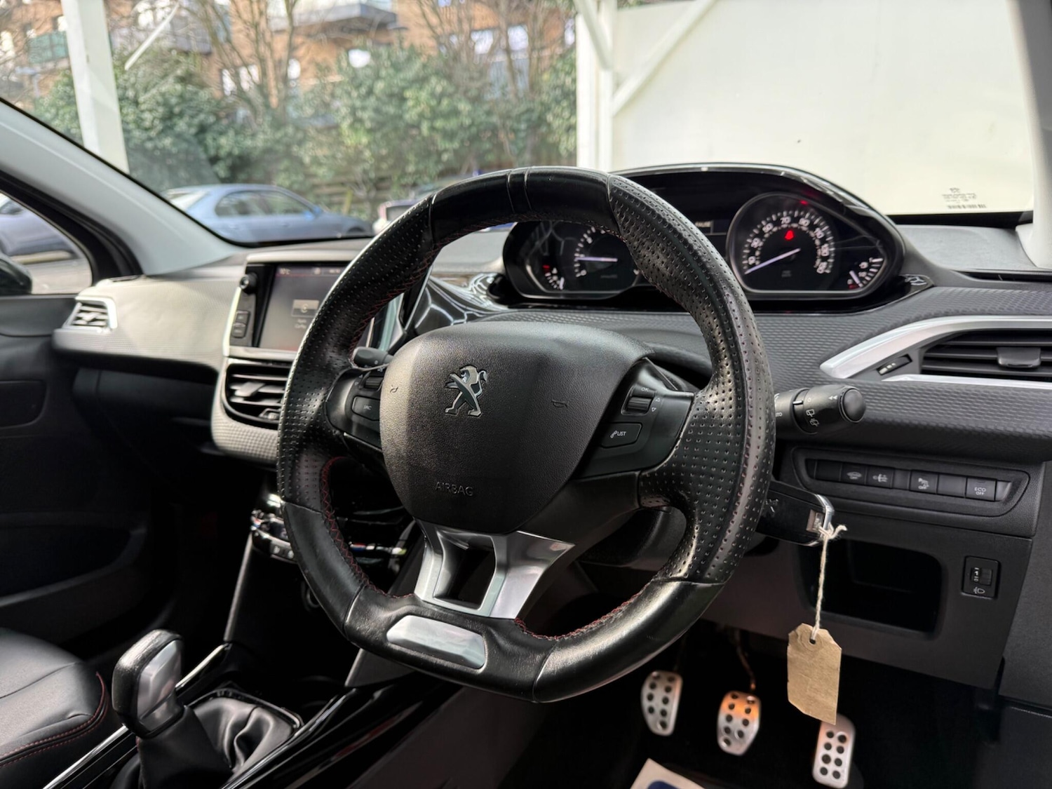 Used Peugeot 2008 for sale - 77440481: Photo 14