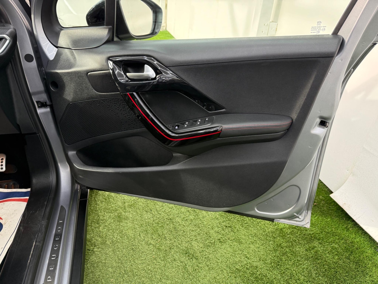 Used Peugeot 2008 for sale - 77440481: Photo 16