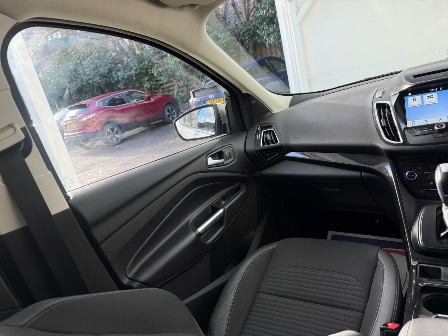 Used Ford Kuga 2018 for sale - 77400836: Photo 40