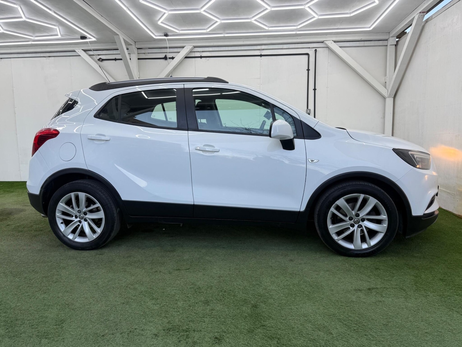 Used Vauxhall Mokka X 2018 for sale - 78115704: Photo 2