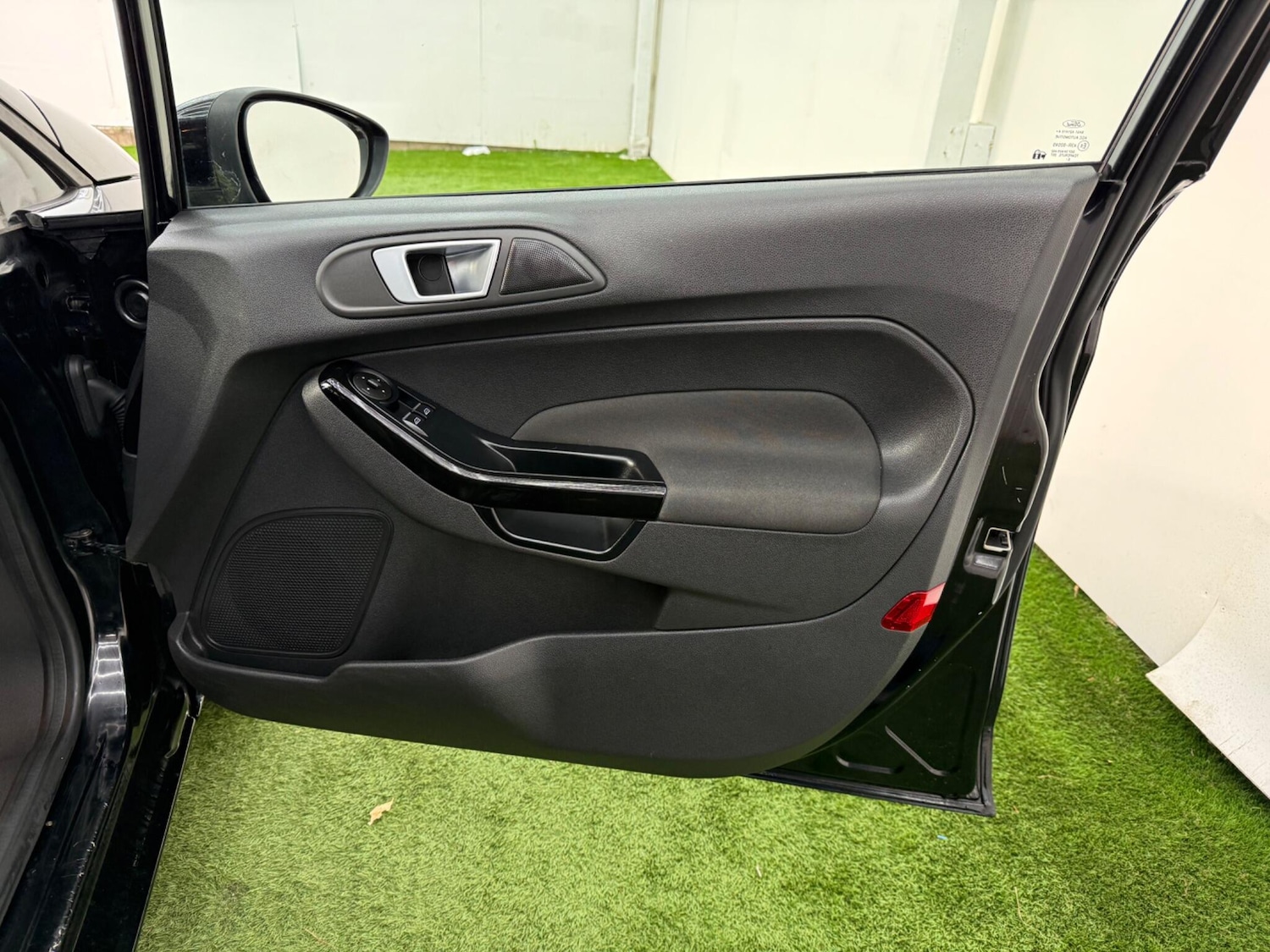 Used Ford Fiesta 2017 for sale - 77386674: Photo 17