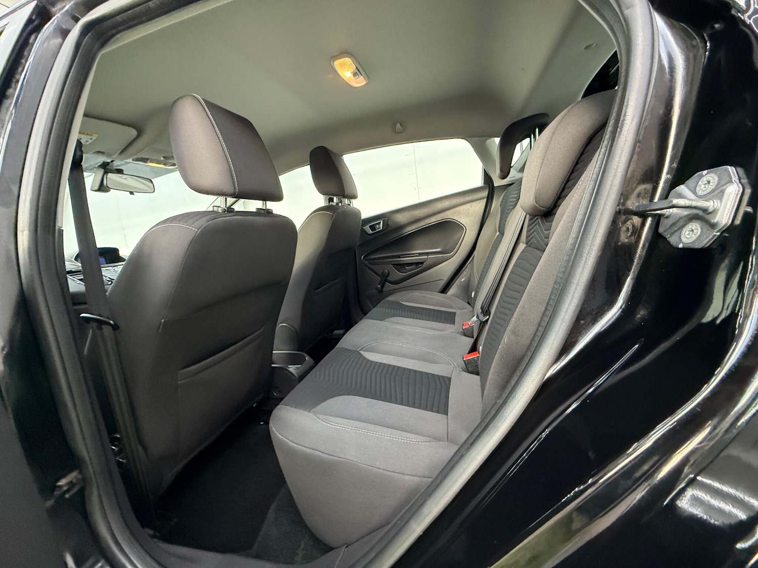 Used Ford Fiesta 2017 for sale - 77386674: Photo 23