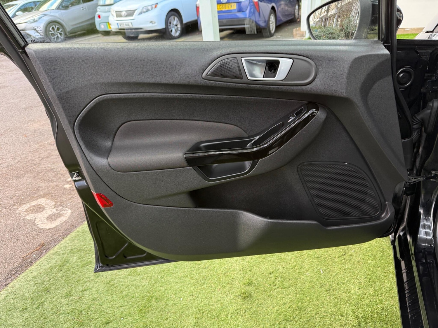 Used Ford Fiesta 2017 for sale - 77386674: Photo 27