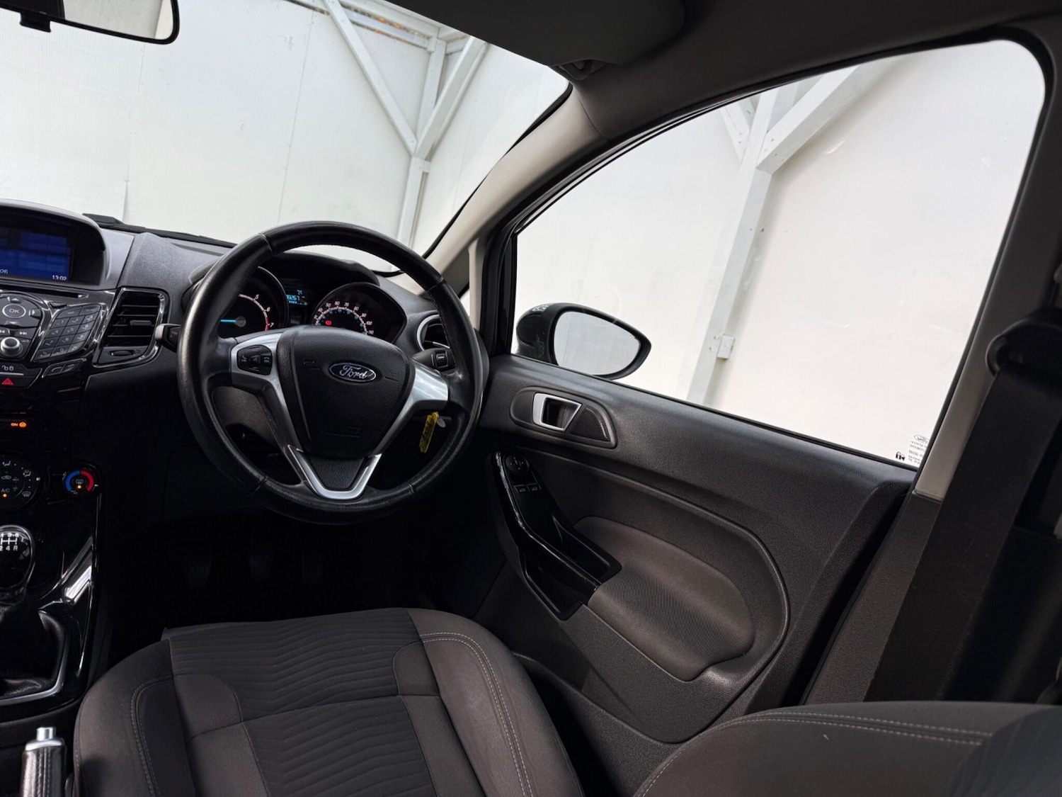 Used Ford Fiesta 2017 for sale - 77386674: Photo 38