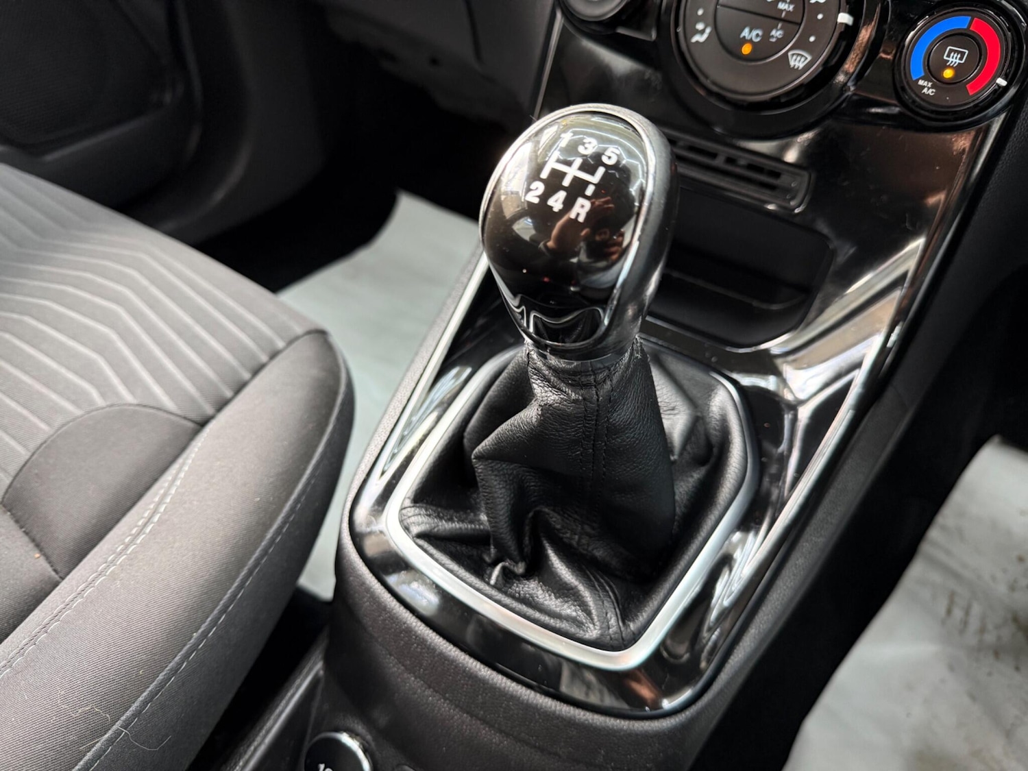 Used Ford Fiesta 2017 for sale - 77386674: Photo 51