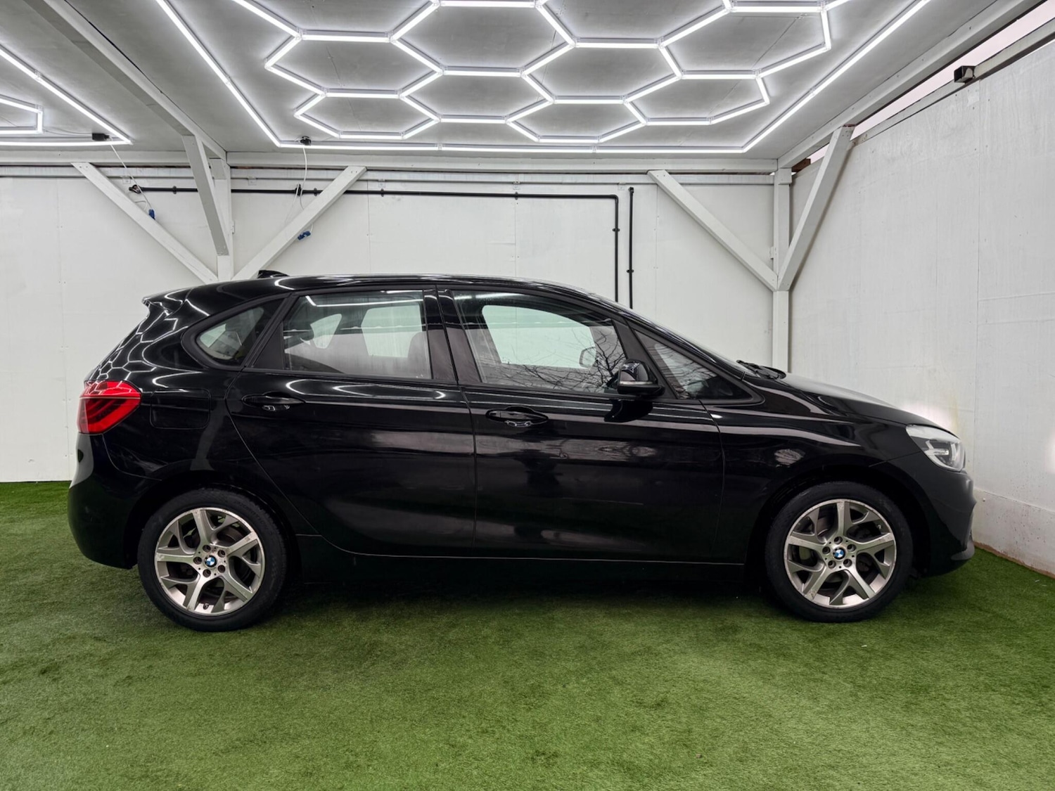 Used BMW 2 Series 2017 for sale - 77386277: Photo 5