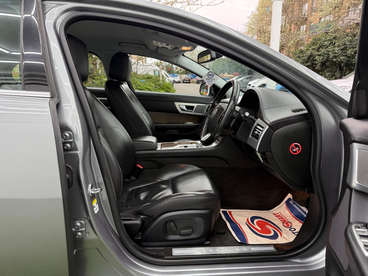 Used Jaguar XF 2013 for sale - 78170962: Photo 13