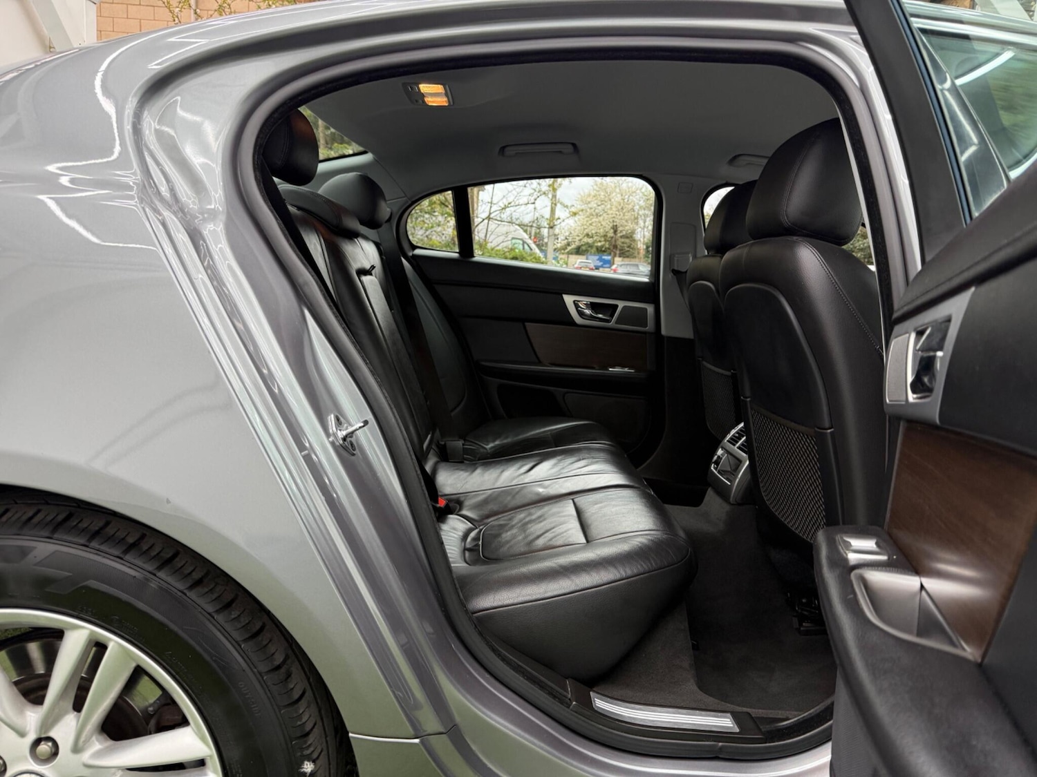 Used Jaguar XF 2013 for sale - 78170962: Photo 17