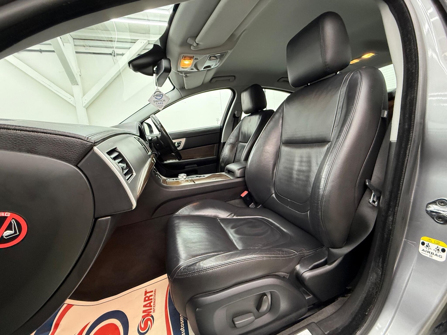 Used Jaguar XF 2013 for sale - 78170962: Photo 25