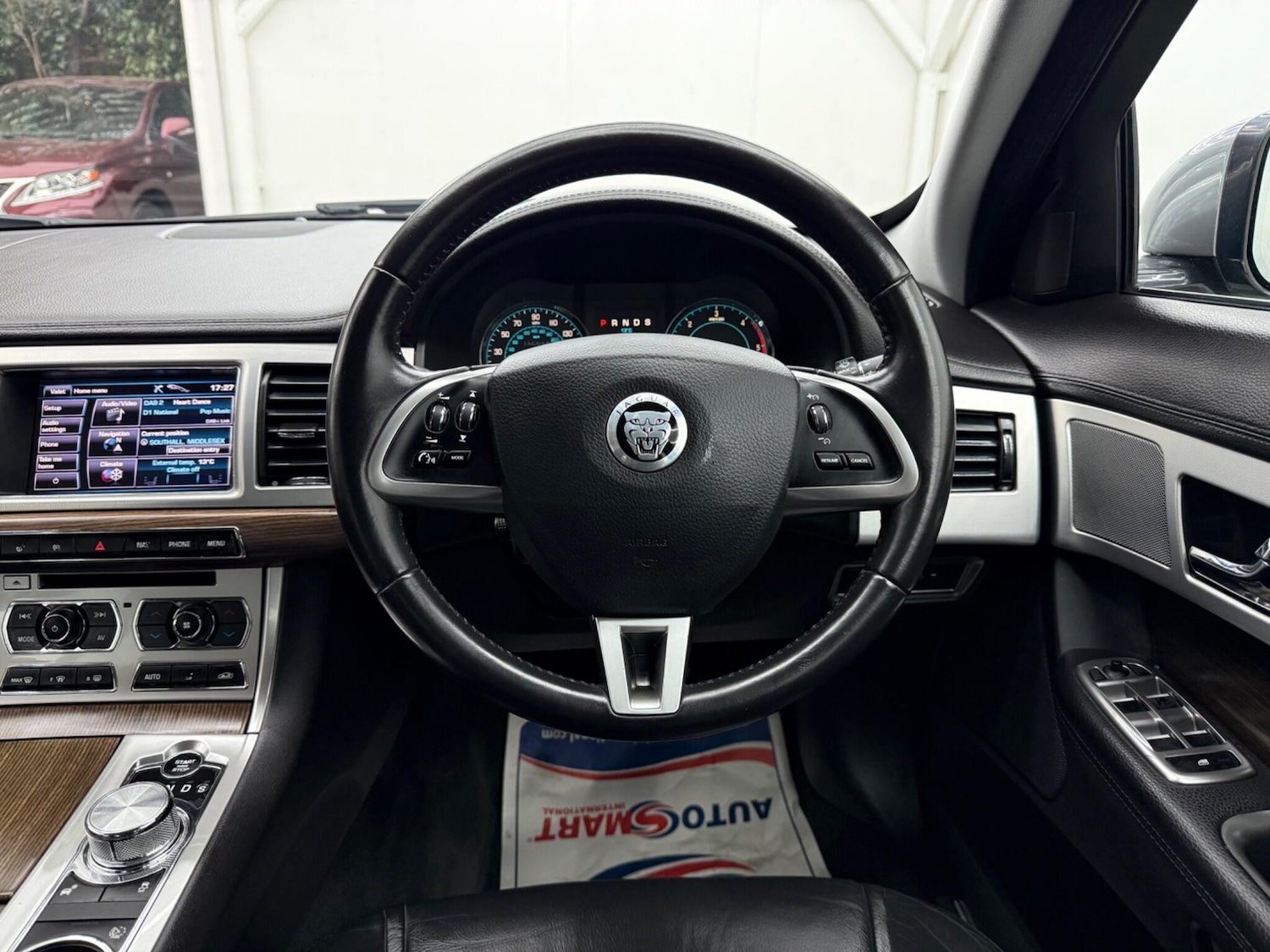 Used Jaguar XF 2013 for sale - 78170962: Photo 31