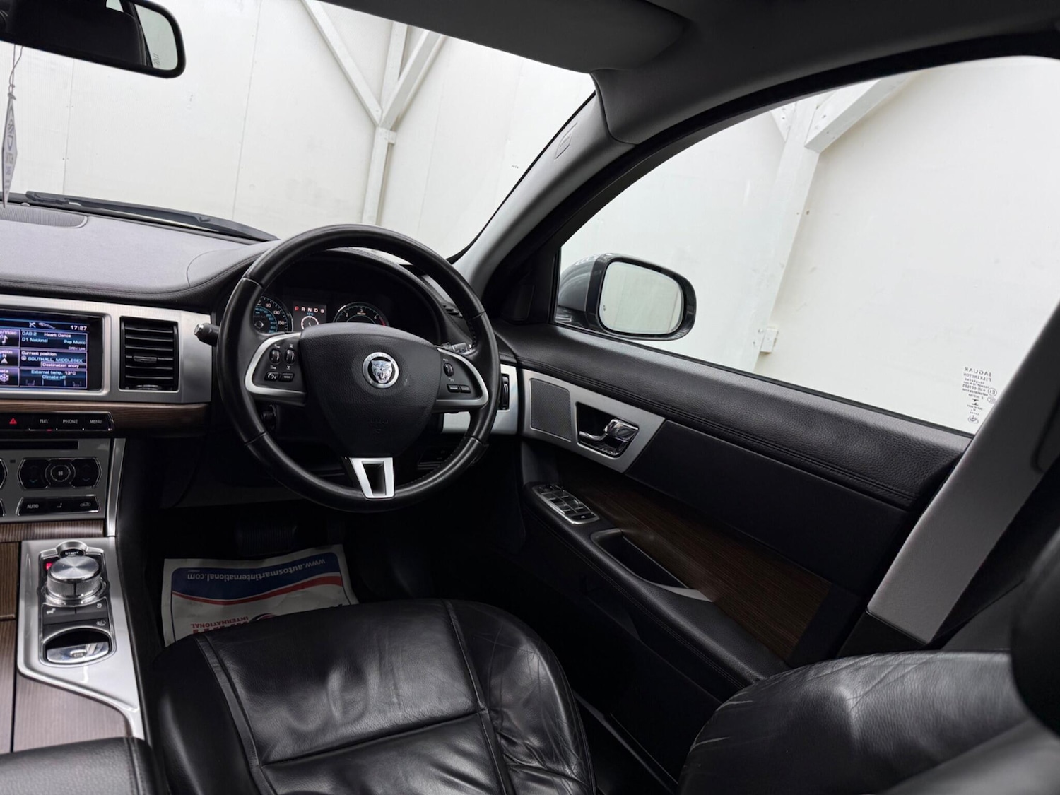 Used Jaguar XF 2013 for sale - 78170962: Photo 38