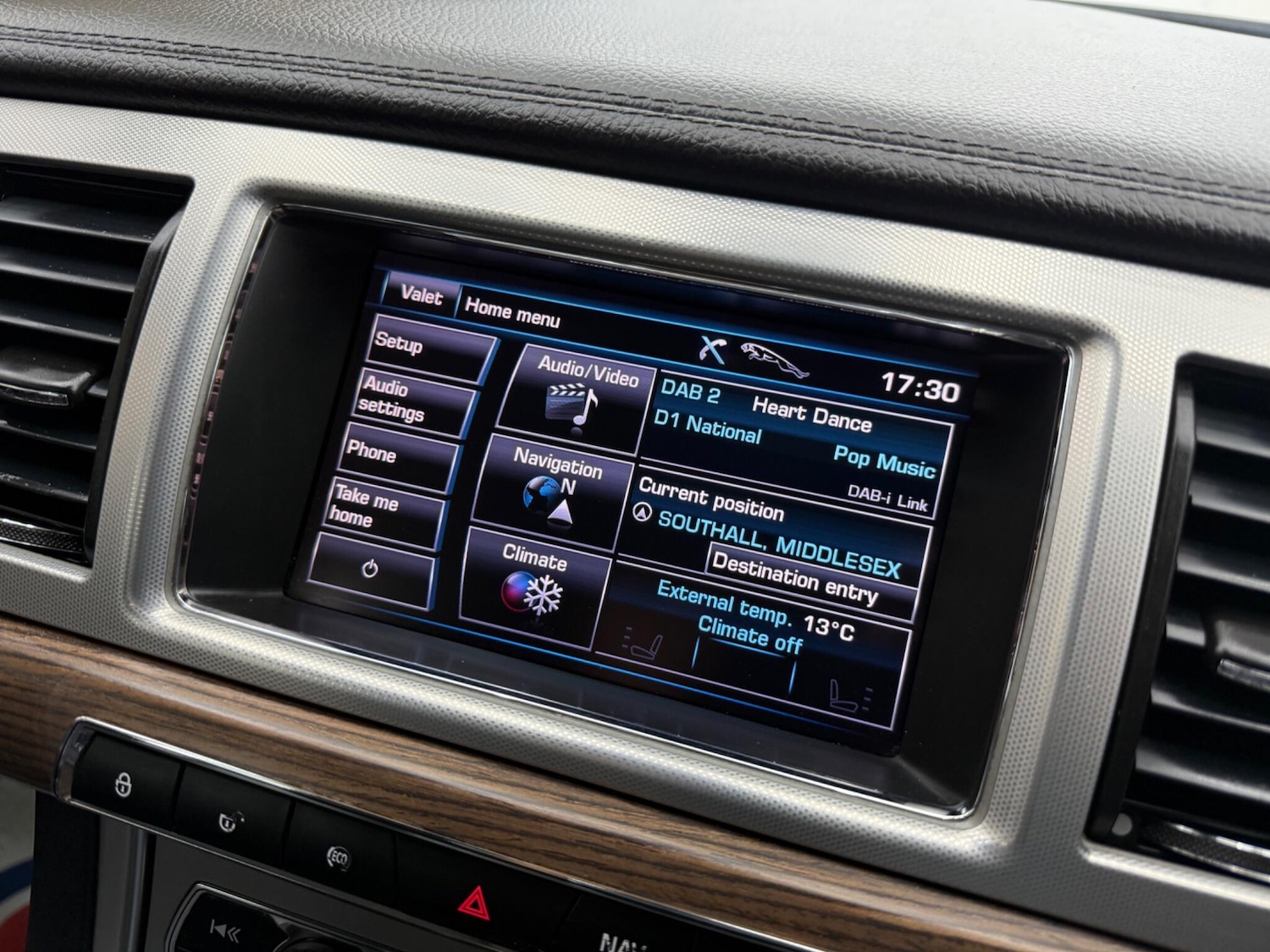 Used Jaguar XF 2013 for sale - 78170962: Photo 42