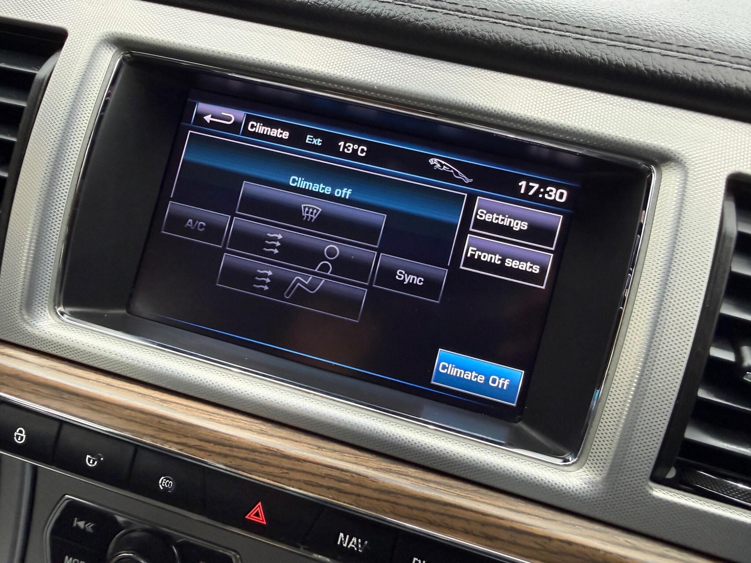 Used Jaguar XF 2013 for sale - 78170962: Photo 45