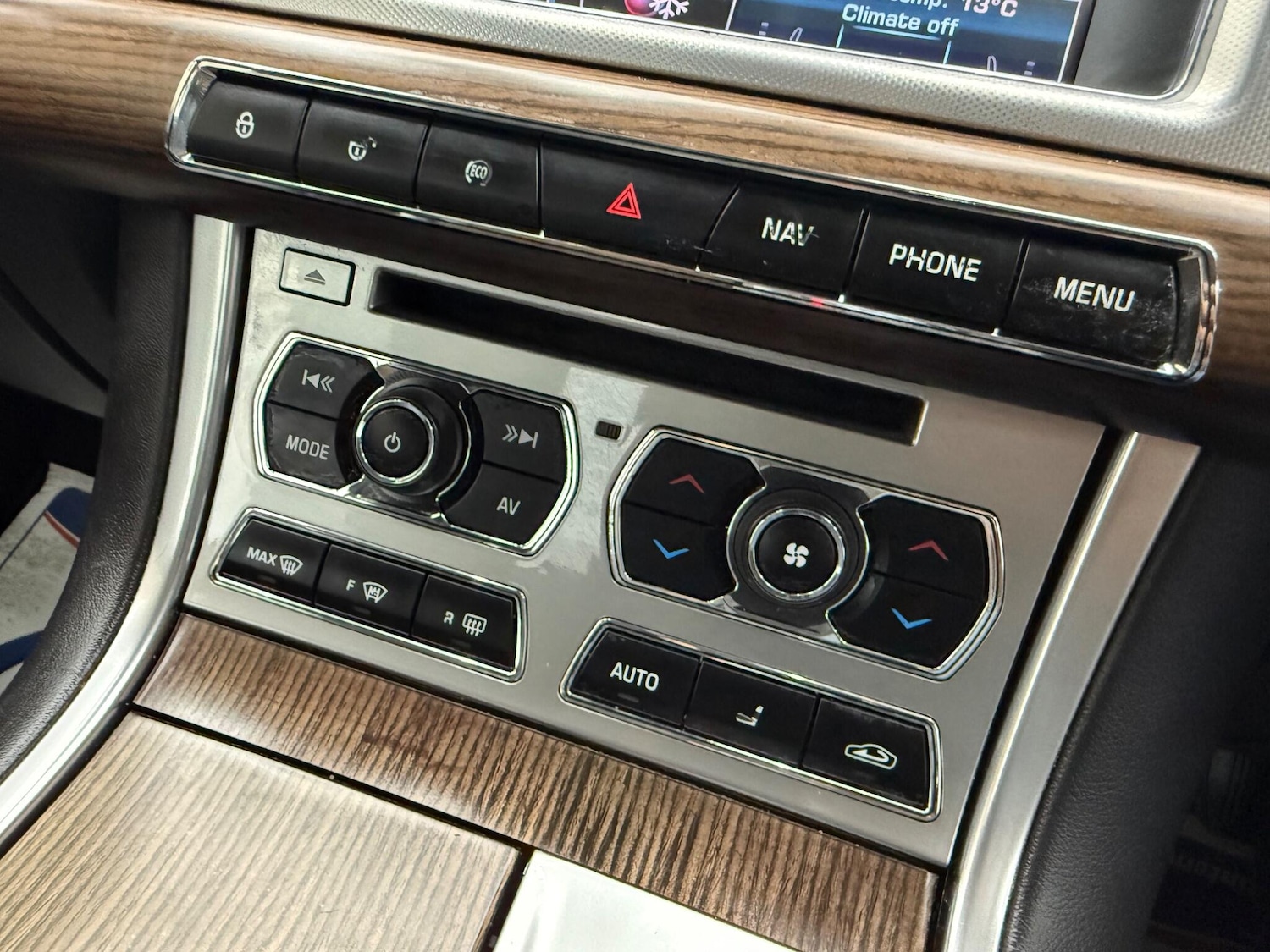 Used Jaguar XF 2013 for sale - 78170962: Photo 49