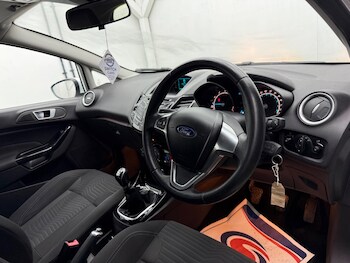 Used Ford Fiesta 2015 for sale - 77496107: Photo