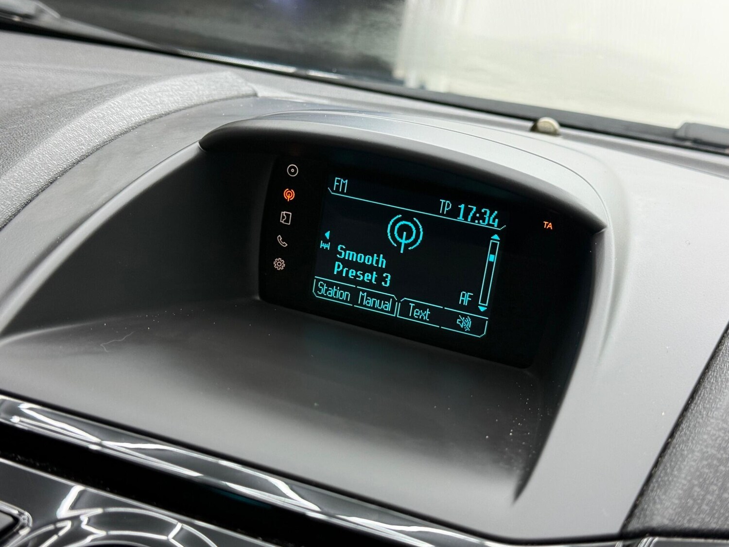 Used Ford Fiesta for sale - 77496107: Photo 42