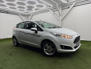Used Ford Fiesta 2015 for sale - 77496107: Photo