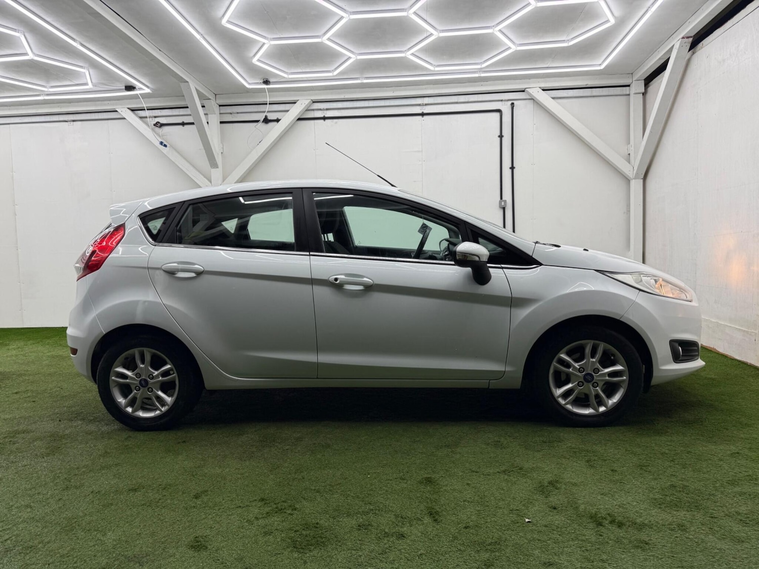 Used Ford Fiesta for sale - 77496107: Photo 5