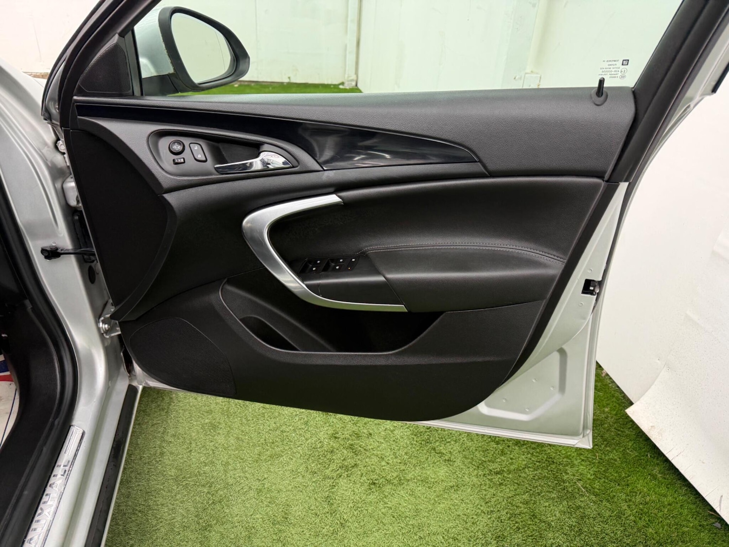 Used Vauxhall Insignia 2014 for sale - 78047659: Photo 17