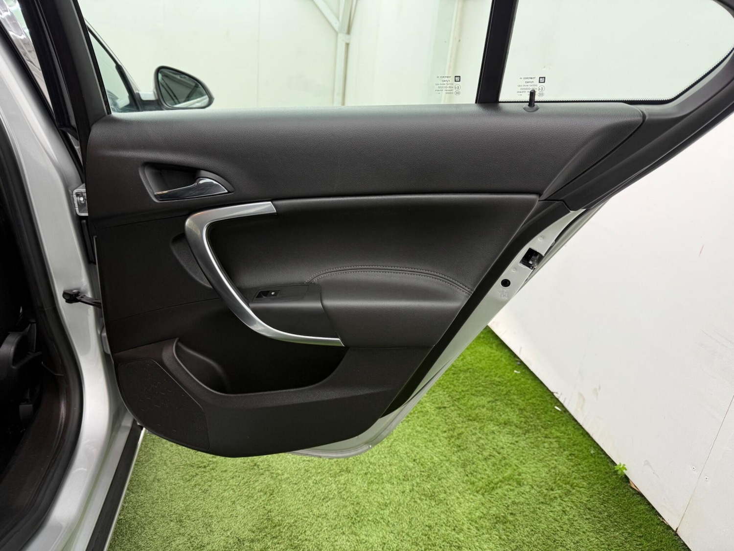 Used Vauxhall Insignia 2014 for sale - 78047659: Photo 21