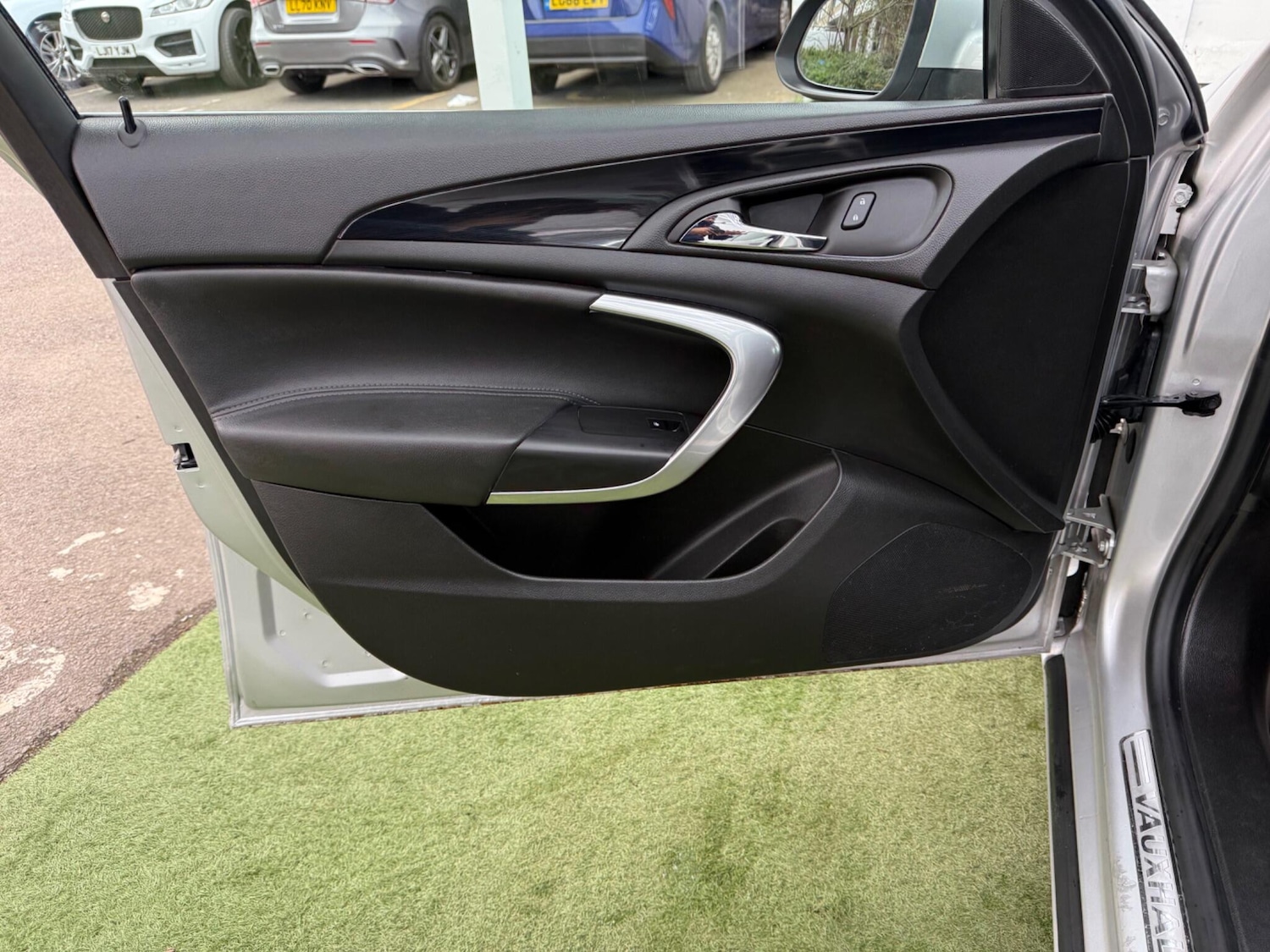 Used Vauxhall Insignia 2014 for sale - 78047659: Photo 27