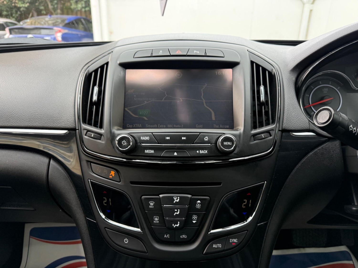 Used Vauxhall Insignia 2014 for sale - 78047659: Photo 29