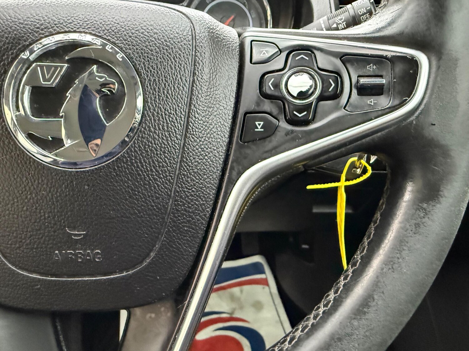 Used Vauxhall Insignia 2014 for sale - 78047659: Photo 35