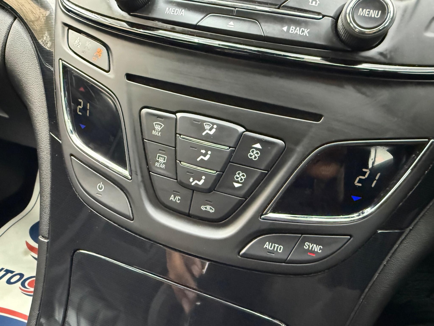 Used Vauxhall Insignia 2014 for sale - 78047659: Photo 49