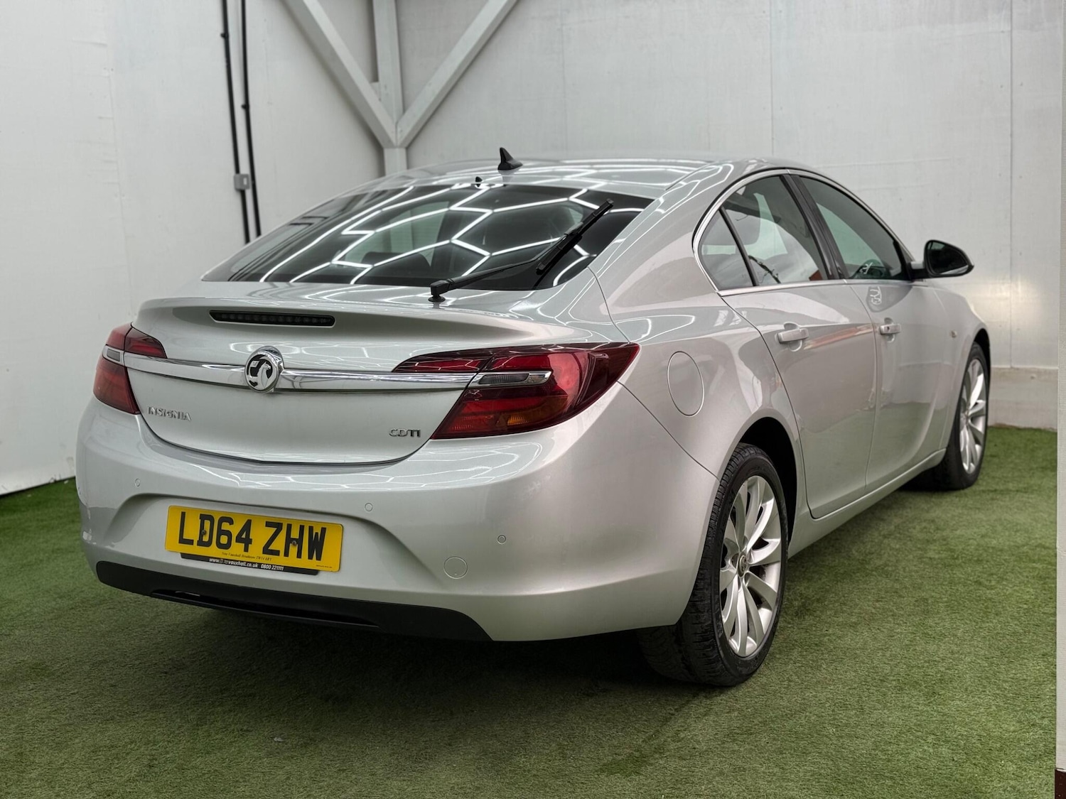 Used Vauxhall Insignia 2014 for sale - 78047659: Photo 6