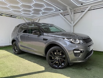 Used Land Rover Discovery Sport 2017 for sale - 79259529: Photo