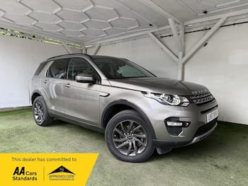 Used Land Rover Discovery Sport 2017 for sale - 79727116: Photo