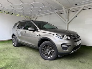 Used Land Rover Discovery Sport 2017 for sale - 79727116: Photo