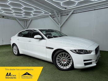 Used Jaguar XE 2018 for sale - 78833958: Photo