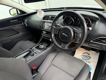 Used Jaguar XE 2018 for sale - 78833958: Photo