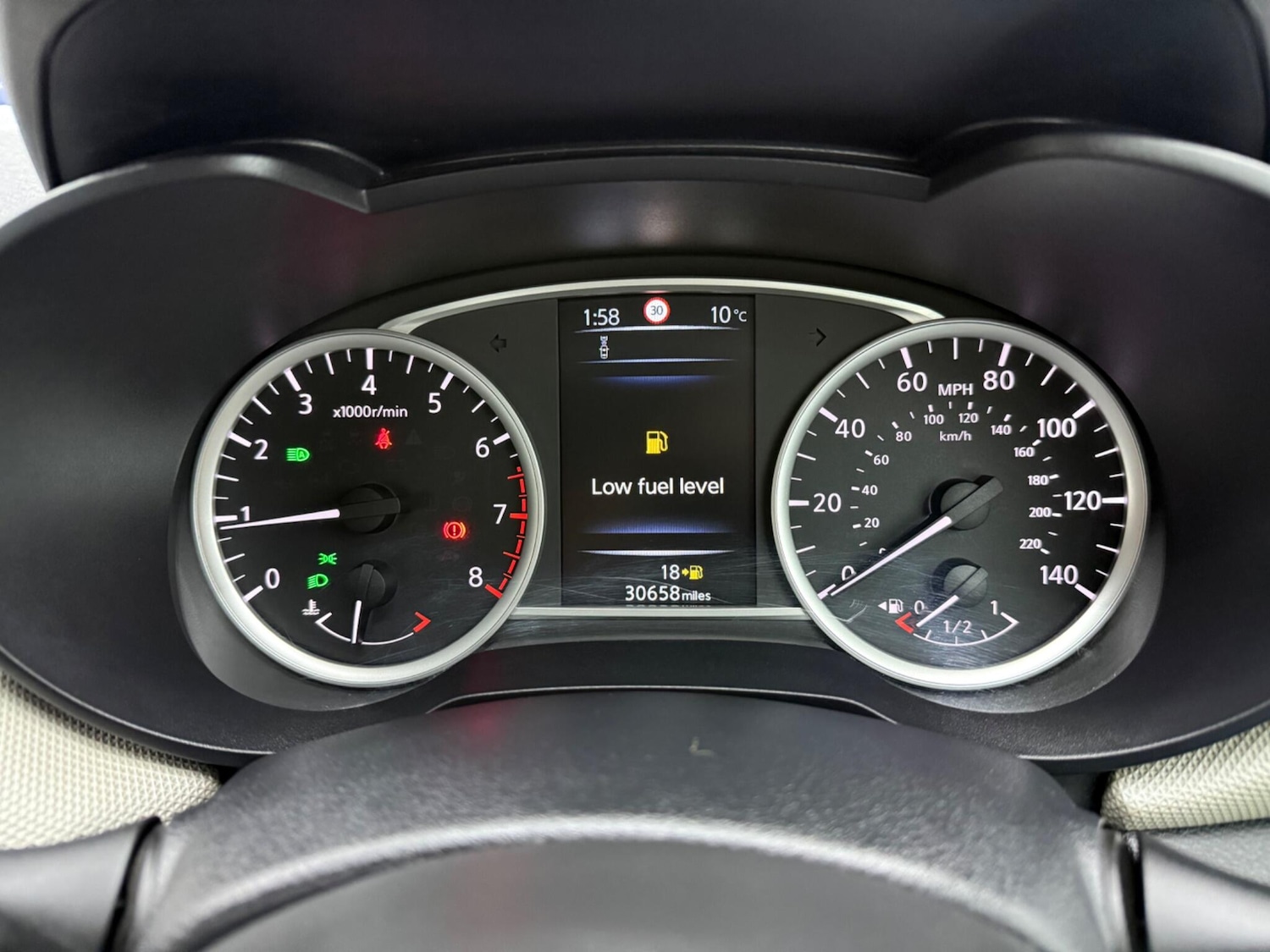 Used Nissan Micra 2017 for sale - 77387308: Photo 34