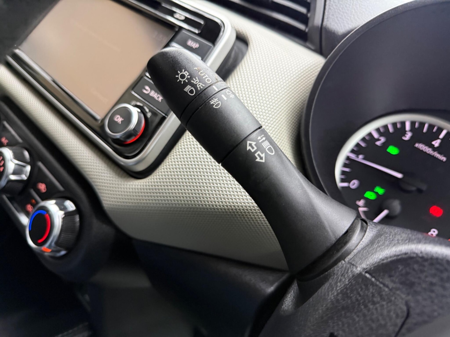 Used Nissan Micra 2017 for sale - 77387308: Photo 37