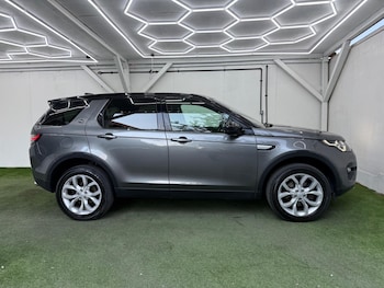 Used Land Rover Discovery Sport 2018 for sale - 79132870: Photo