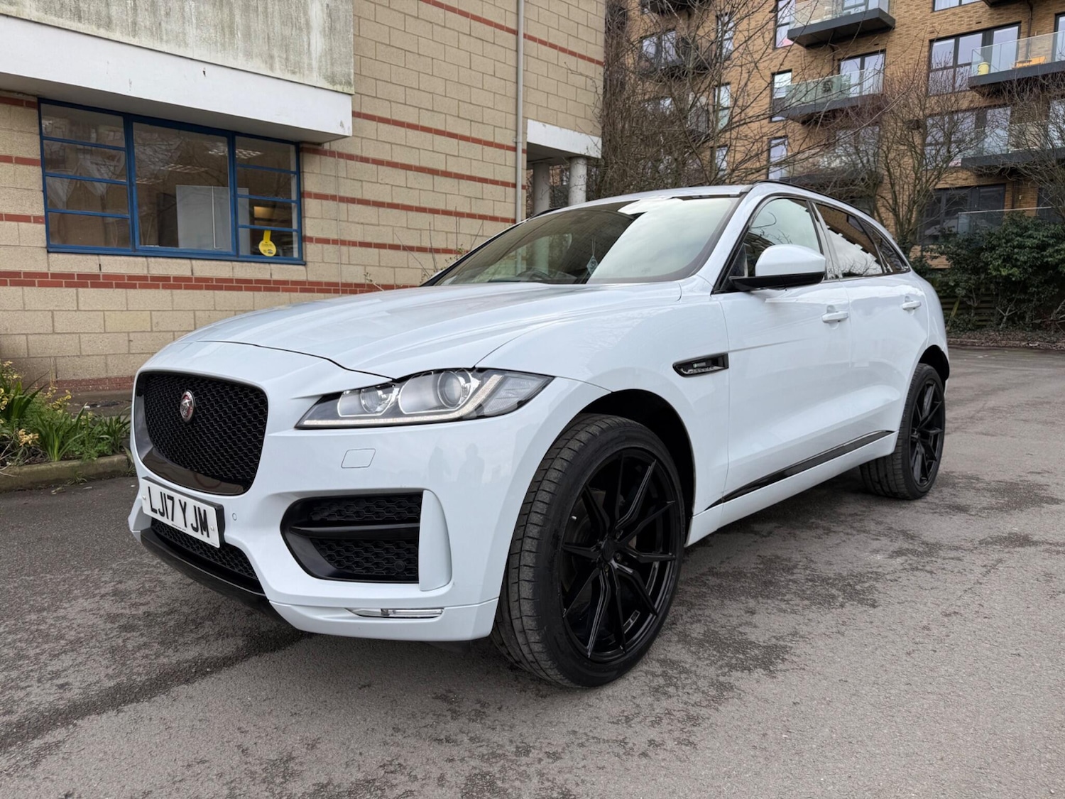 Used Jaguar F-Pace 2017 for sale - 77637885: Photo 11