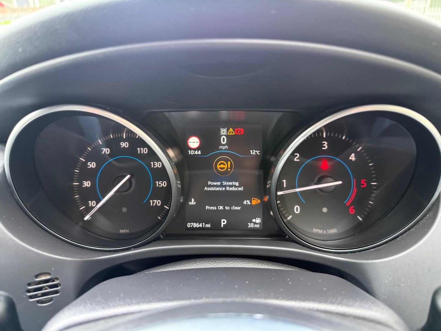 Used Jaguar F-Pace 2017 for sale - 77637885: Photo 33