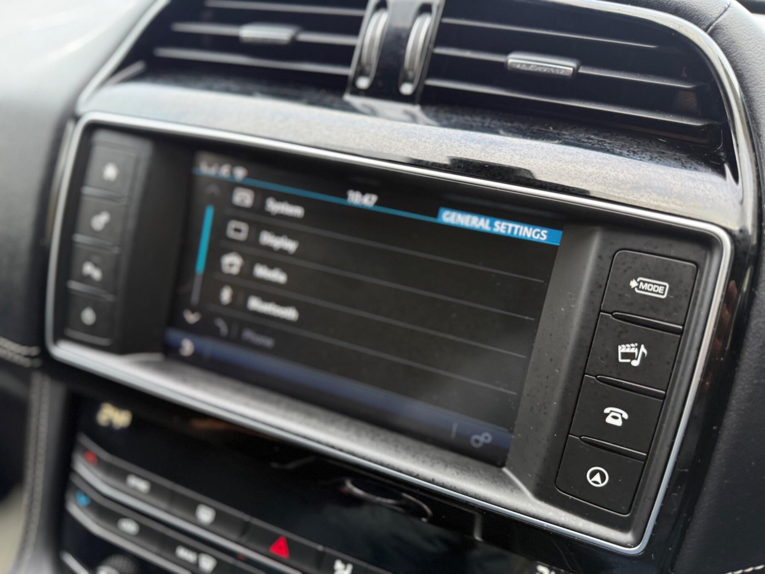 Used Jaguar F-Pace 2017 for sale - 77637885: Photo 51