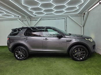 Used Land Rover Discovery Sport 2018 for sale - 78662499: Photo
