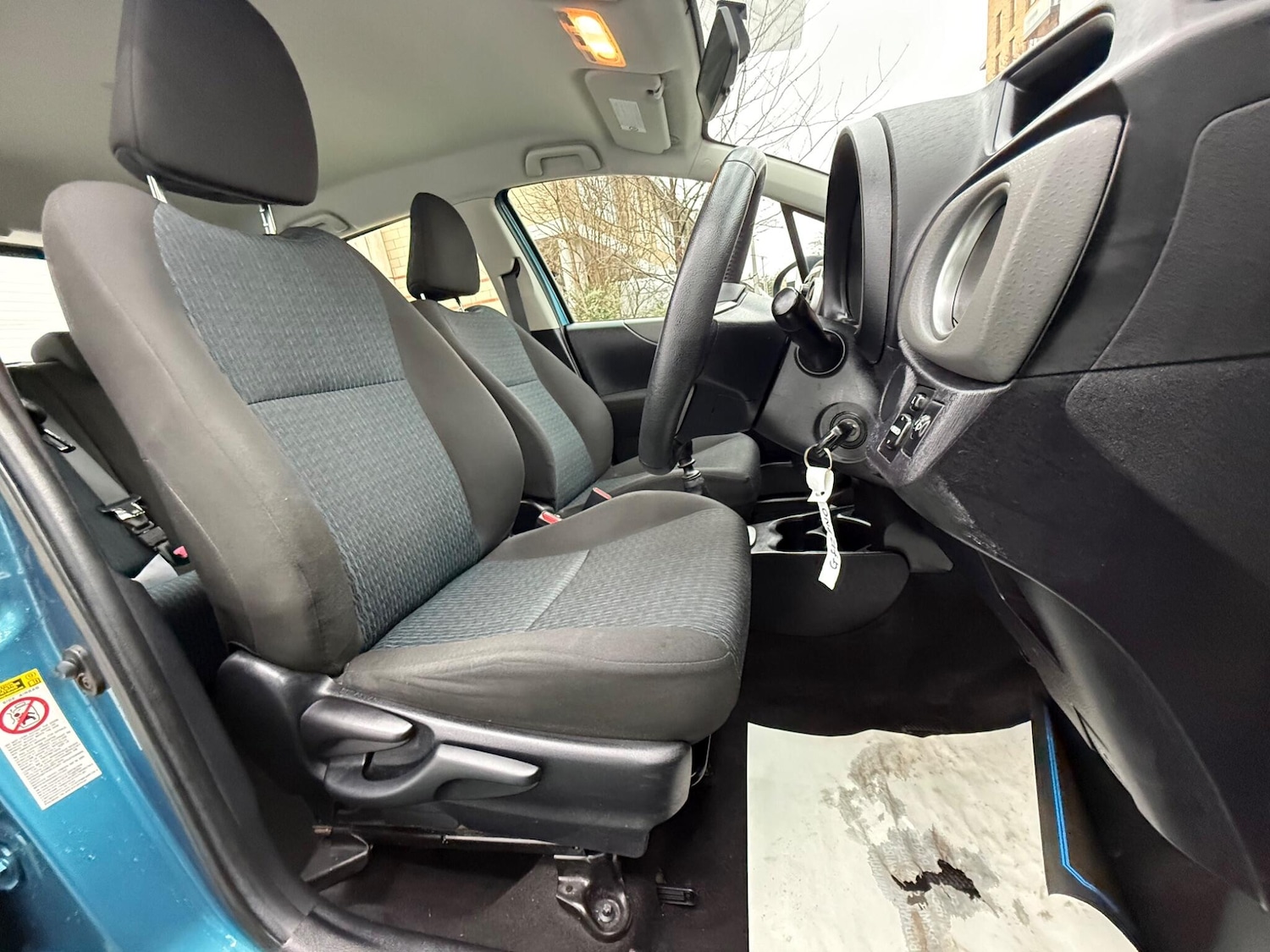 Used Toyota Yaris 2012 for sale - 77386579: Photo 16