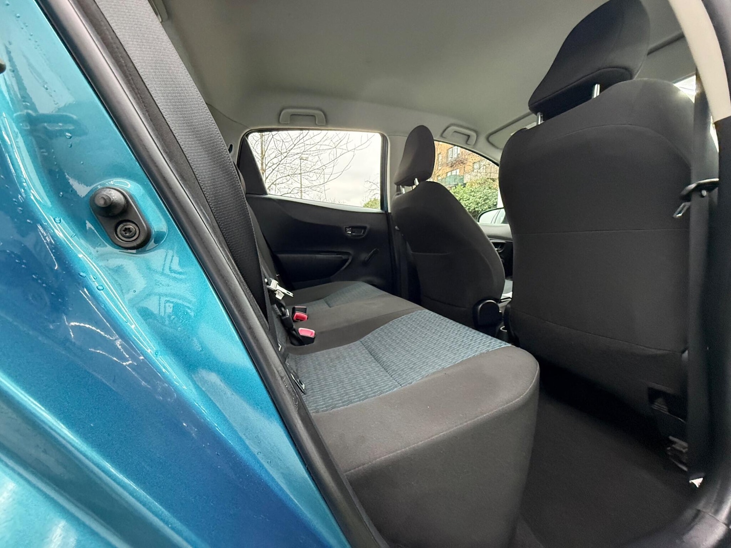 Used Toyota Yaris 2012 for sale - 77386579: Photo 19