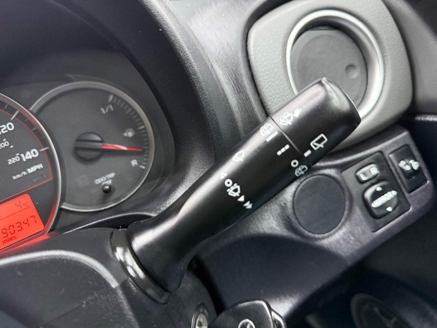 Used Toyota Yaris 2012 for sale - 77386579: Photo 37