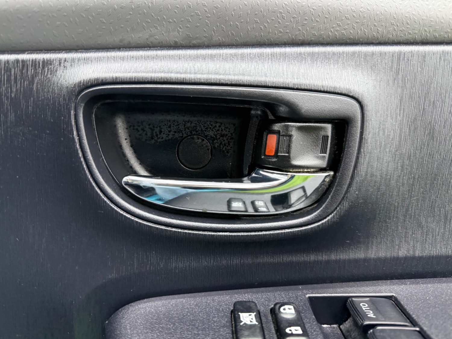 Used Toyota Yaris 2012 for sale - 77386579: Photo 41